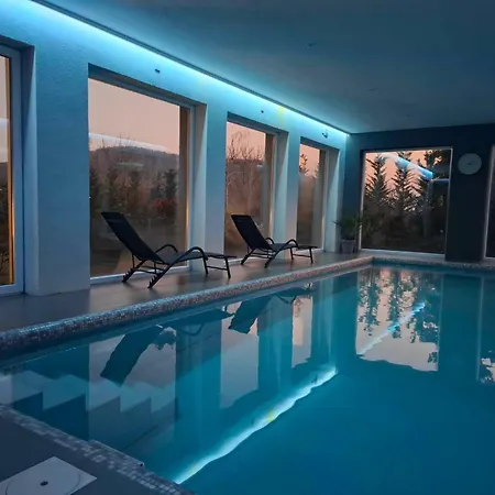 Illyes Wellness Daire